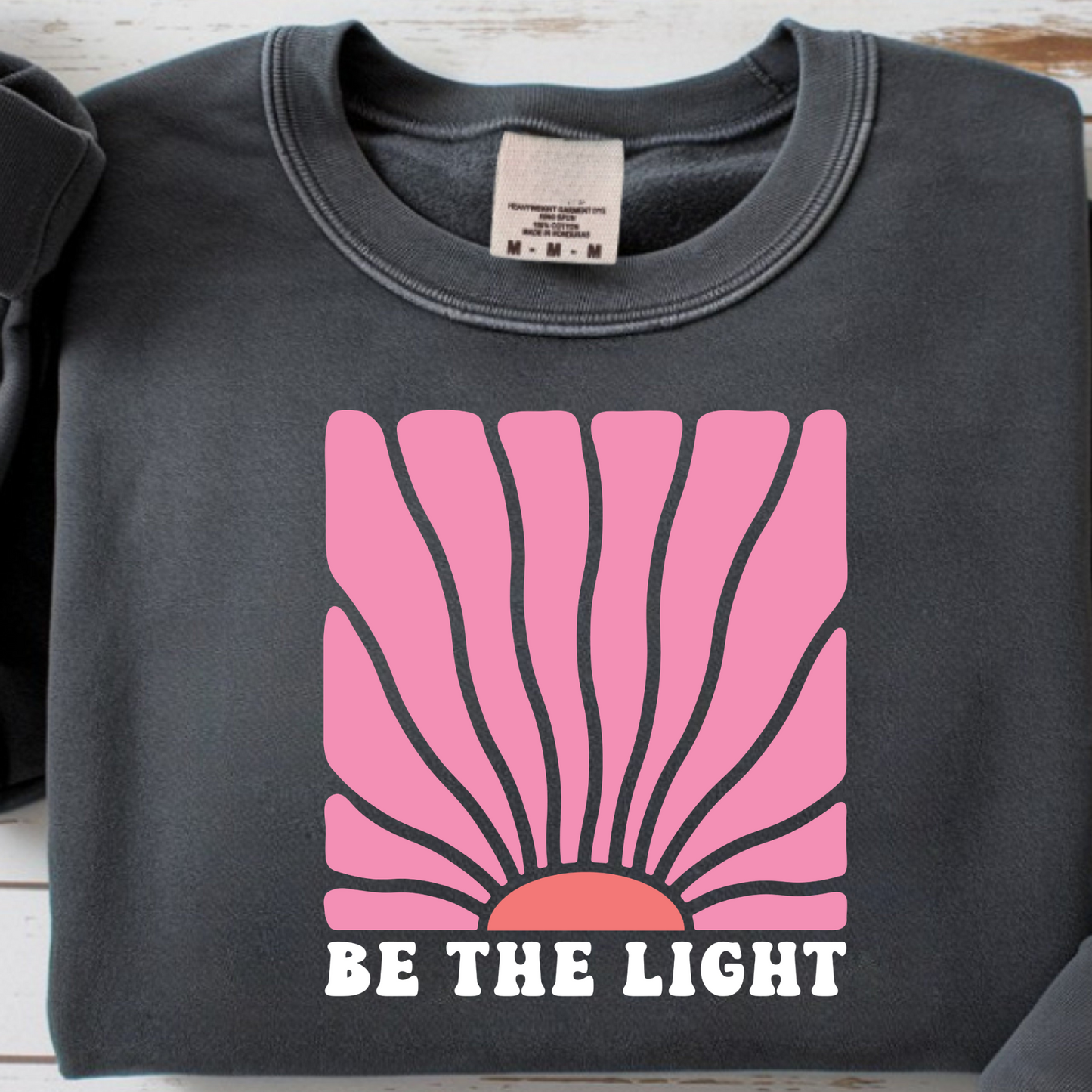 Bügelbild Be The Light Sonne Retro Rosa Pink