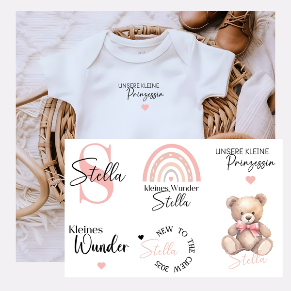 6-teiliges Bügelbilder-Set für Baby-Mädchen mit personalisierten Motiven und schwarzer Schrift:Buchstaben+ Name,Kleines Wunder mit rosa Herz,Kleines Wunder mit Regenbogen und Name,Unsere kleine Prinzessin,Bär in Rosa/Braun mit Name,New to the Crew.