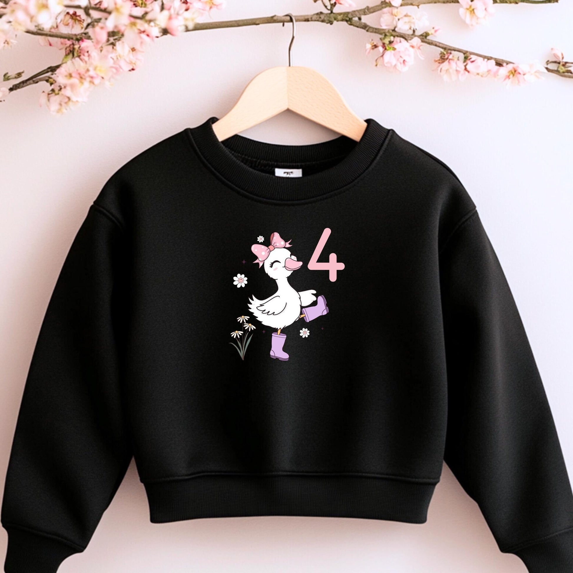 Personalisiertes Bügelbild Ente – Großes Aufbügel-Patch für Kinder - B 8cm x H9,5cm / 1-B 8cm x H9,5cm / 2-B 8cm x H9,5cm / 3-B 8cm x H9,5cm / 4-B 8cm x H9,5cm / 5 -Eternity 