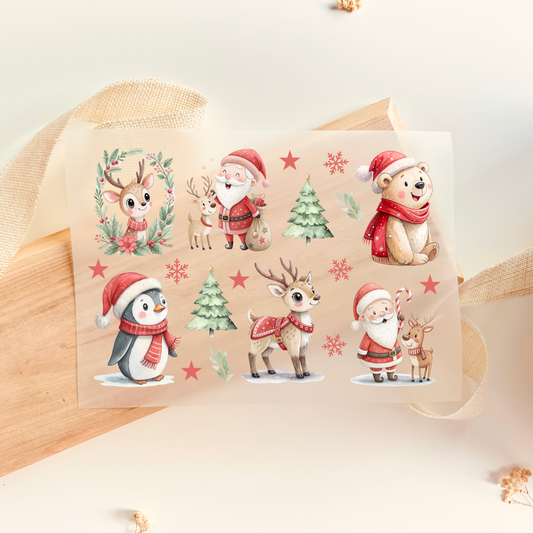 Bügelbild Bogen Weihnachten mit Rentier, Weihnachtsmann, Pinguin, Teddy, Tannenbaum und Sternen. DTF Transfer im Aquarell Stil zum Aufbügeln auf Säckchen und Kinderkleidung