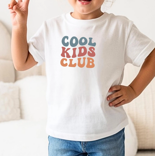 Bügelbild Cool Kids Club Schriftzug Retro Bunt Kinder