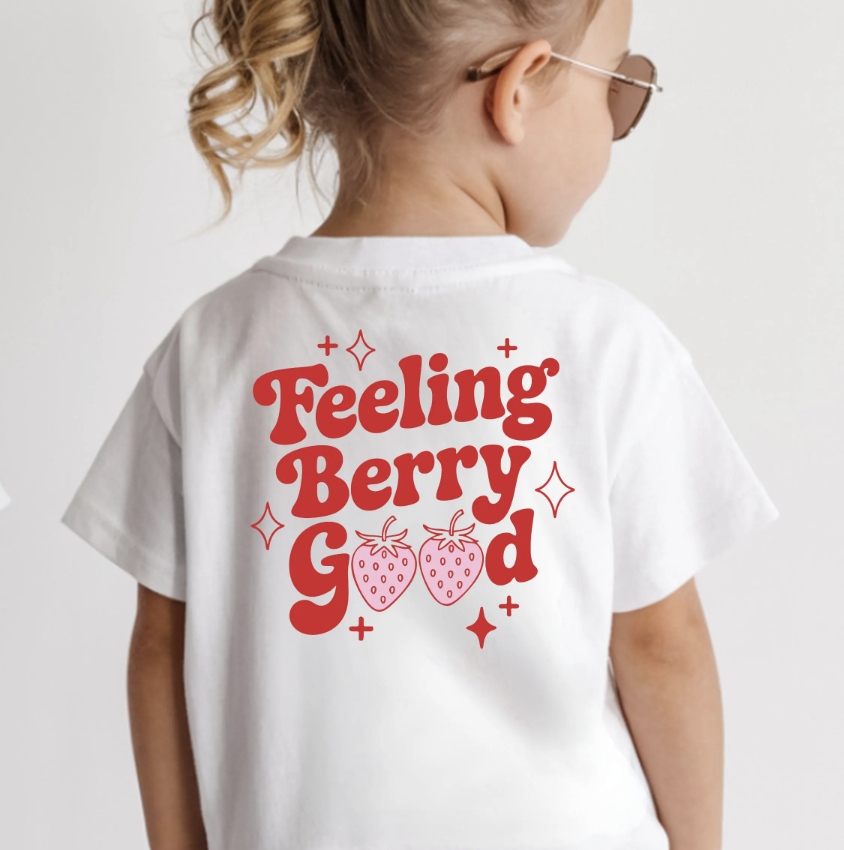 Bügelbild Feeling Berry Good Erdbeere Retro Rot Rosa Rückenprint Kinder