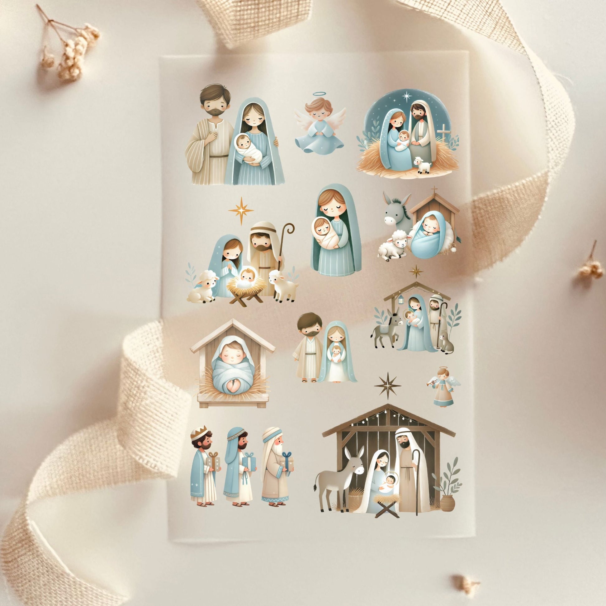 Bügelbild-Set mit Krippenmotiven, Heiliger Familie und Stall im Aquarell-Stil in Blau und Beige für Weihnachten